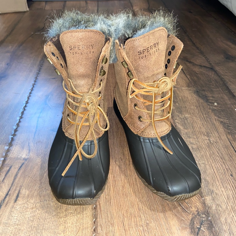 Sperry Top Sider boots size 6.5
